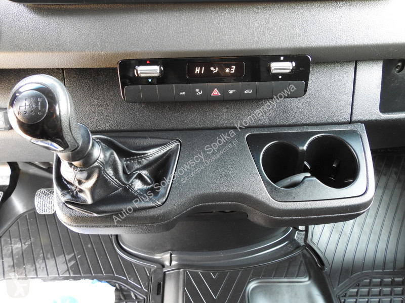 Samochód dostawczy Mercedes 2 ASTER