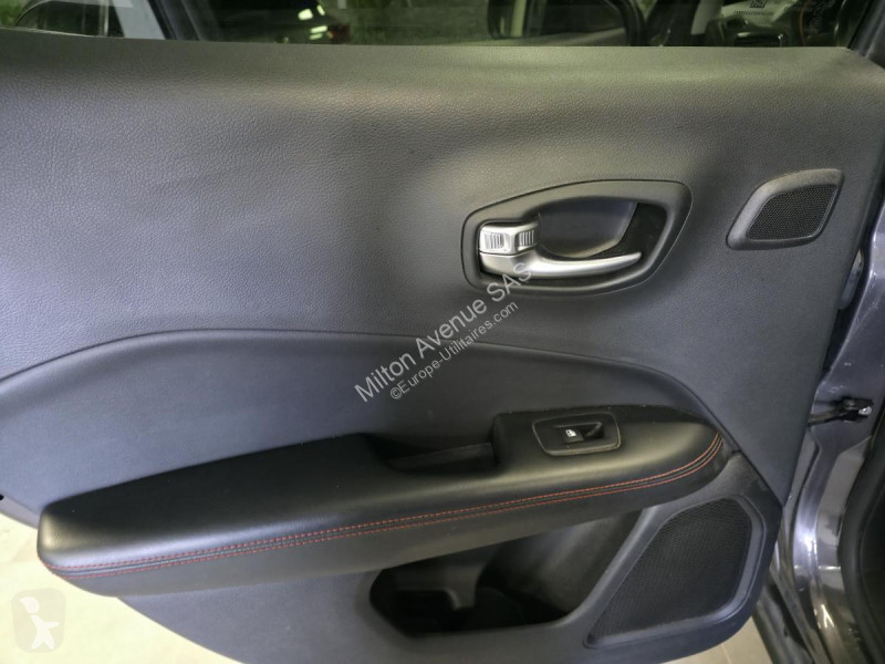 Samochód dostawczy Jeep COMPASS 1.3 GSE T4 -...