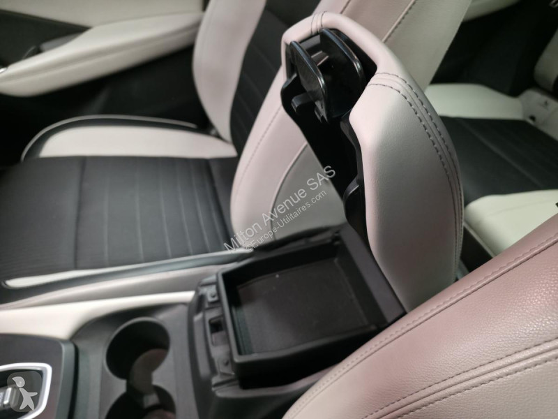 Samochód dostawczy Nissan QASHQAI 1.5 e-Power -...