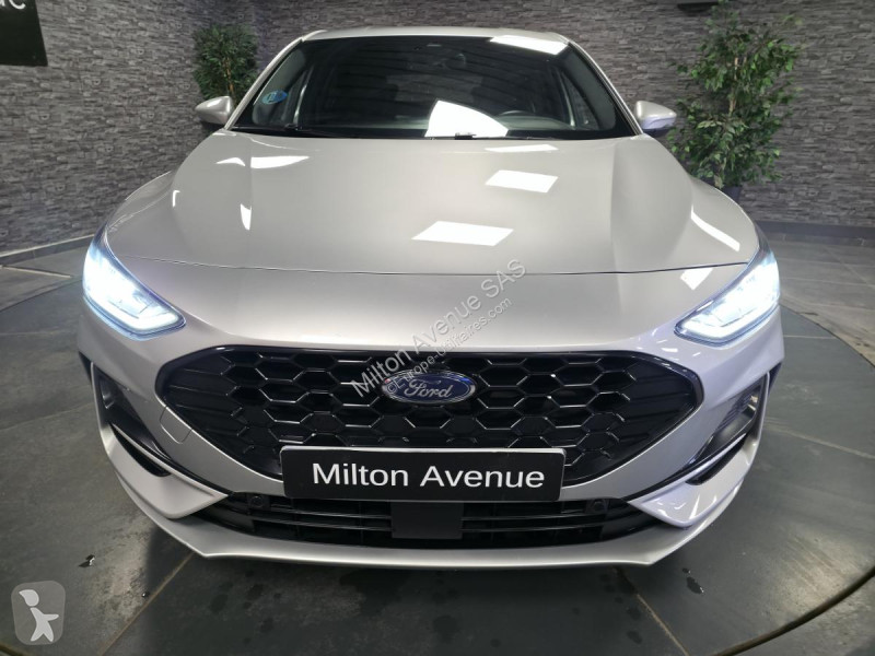 Véhicule utilitaire Ford FOCUS 1.0 EcoBoost...