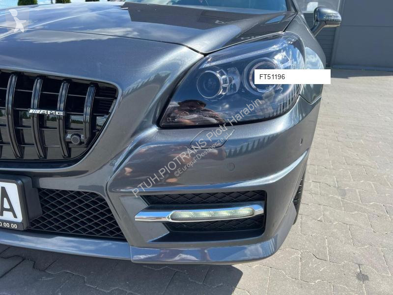 Samochód dostawczy Mercedes SLK 200