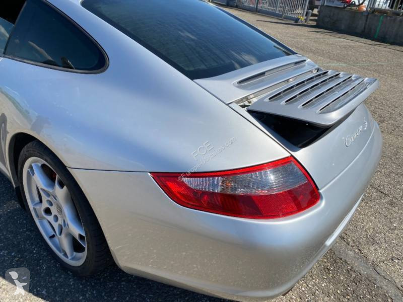 Véhicule utilitaire Porsche