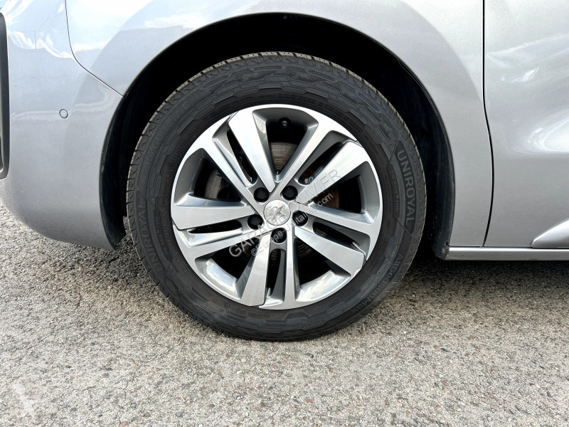 عربة نفعية Peugeot 2.0 Bluehdi 120 Premium Pack...