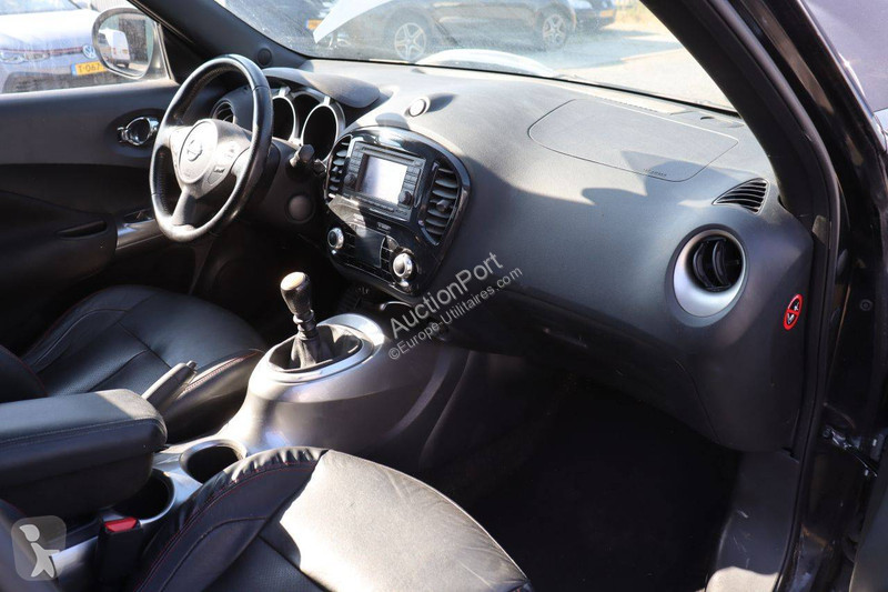 Autoutilitară Nissan