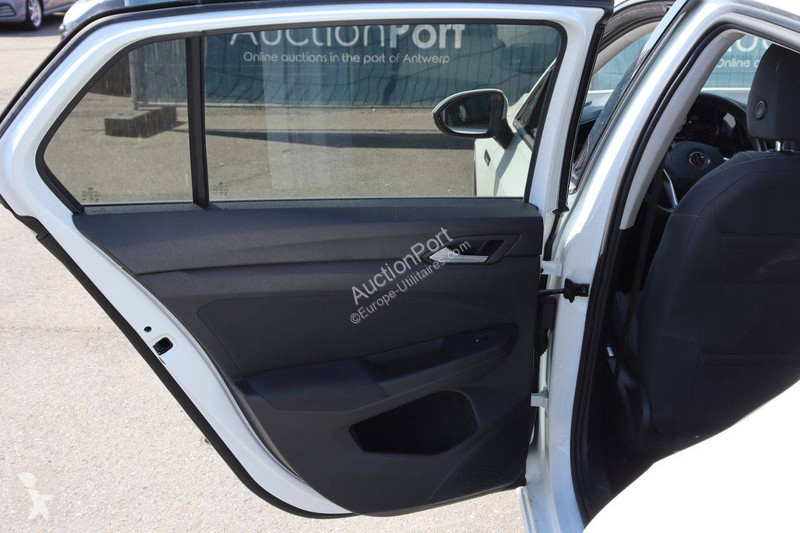 عربة نفعية Volkswagen VIII