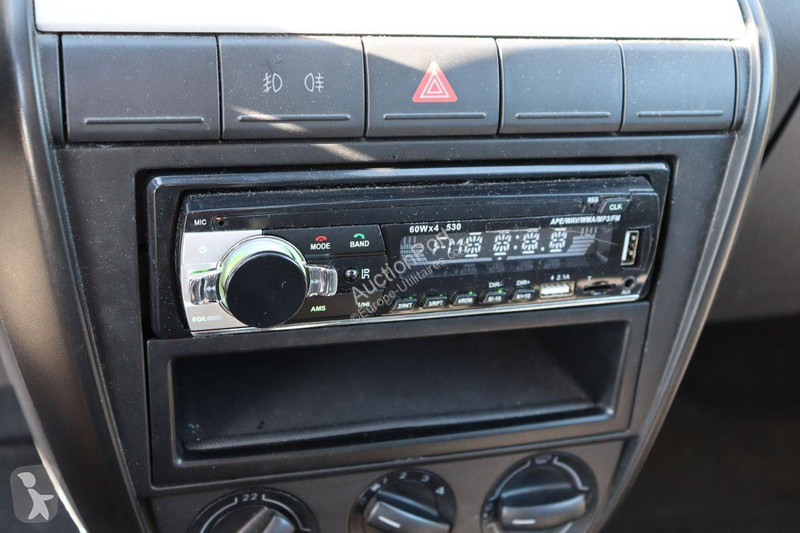 عربة نفعية Volkswagen Fox