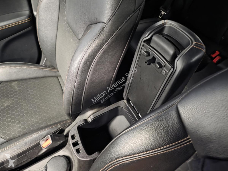 Véhicule utilitaire Jeep 1.3 GSE T4 130 4x2...