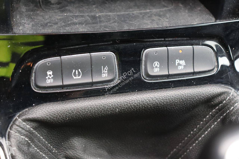 Véhicule utilitaire Opel