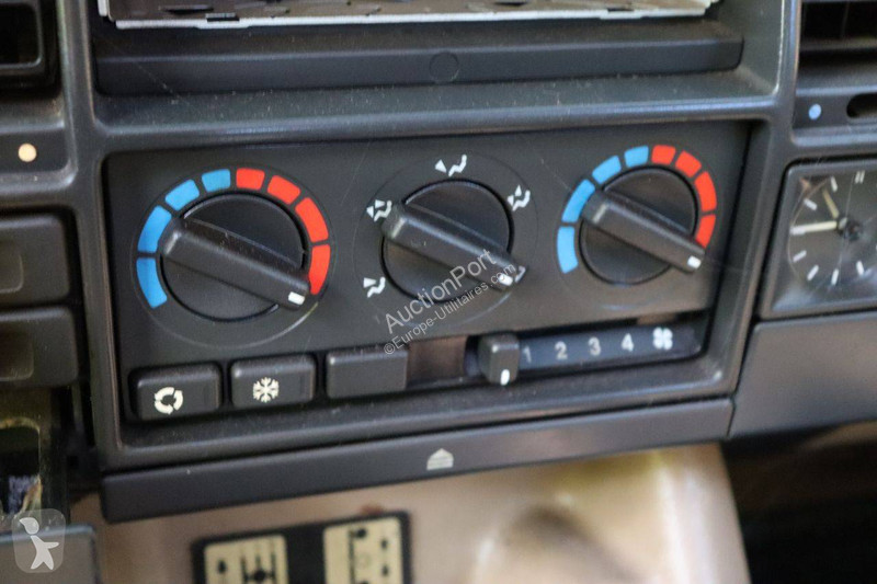 Véhicule utilitaire Range Rover  classic