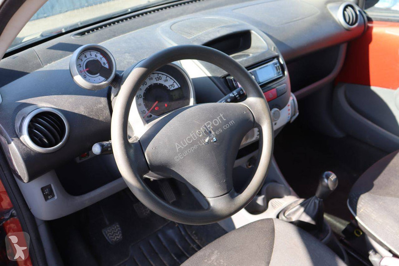 Véhicule utilitaire Peugeot