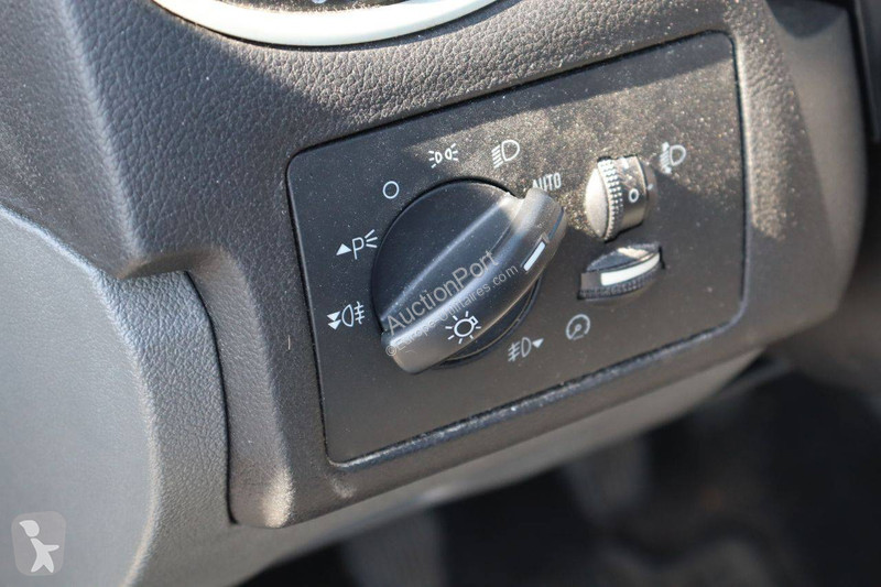 Véhicule utilitaire Ford
