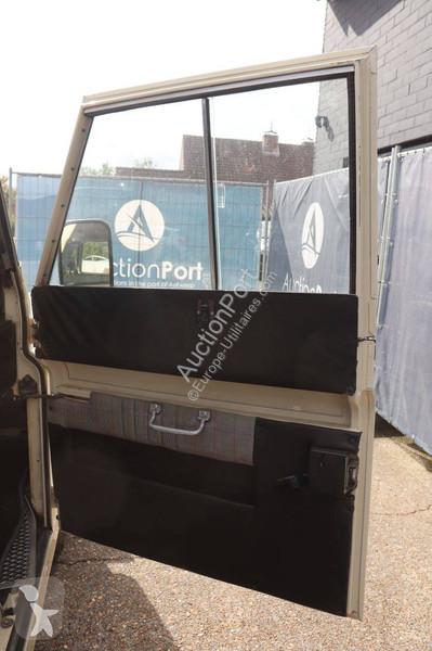 Véhicule utilitaire Land Rover