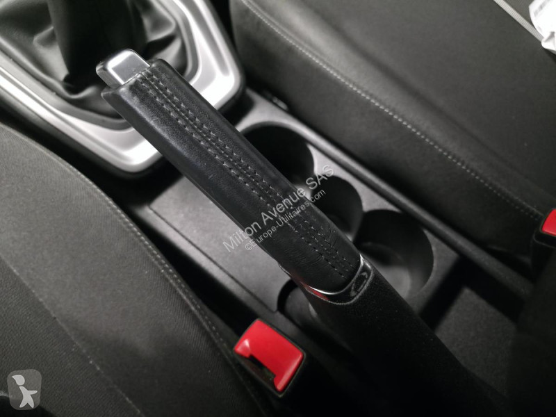 Véhicule utilitaire Audi Allstreet 1.0 30 TFSI...
