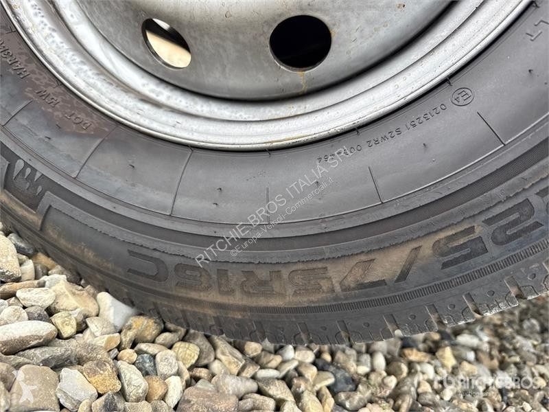 Véhicule utilitaire Opel 2.2
