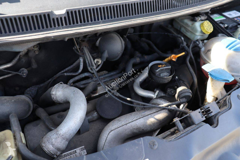 Furgoneta Volkswagen TDI 96 KW AUT