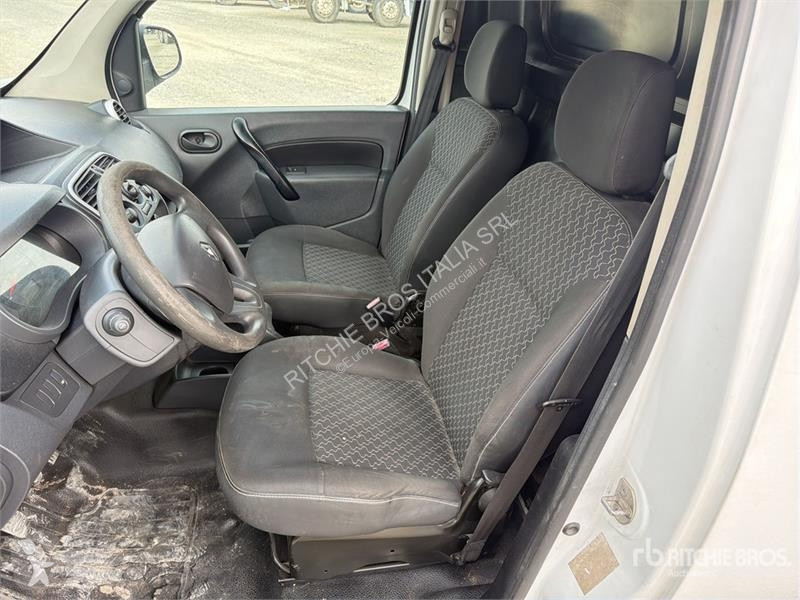Veículo utilitário Renault Cargo Van