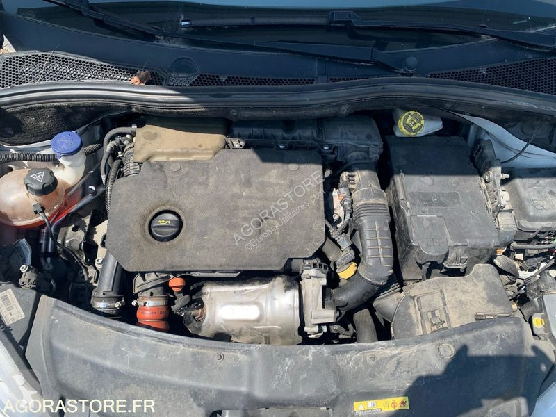 Véhicule utilitaire Peugeot 208