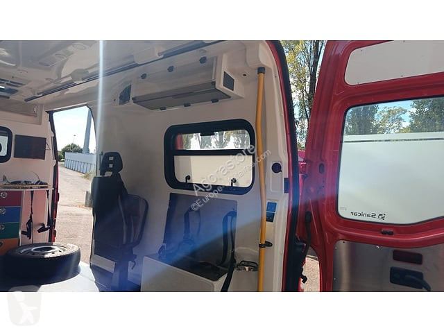 Коммерческий автомобиль Renault MASTER