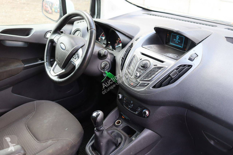 Furgoneta Ford Courier