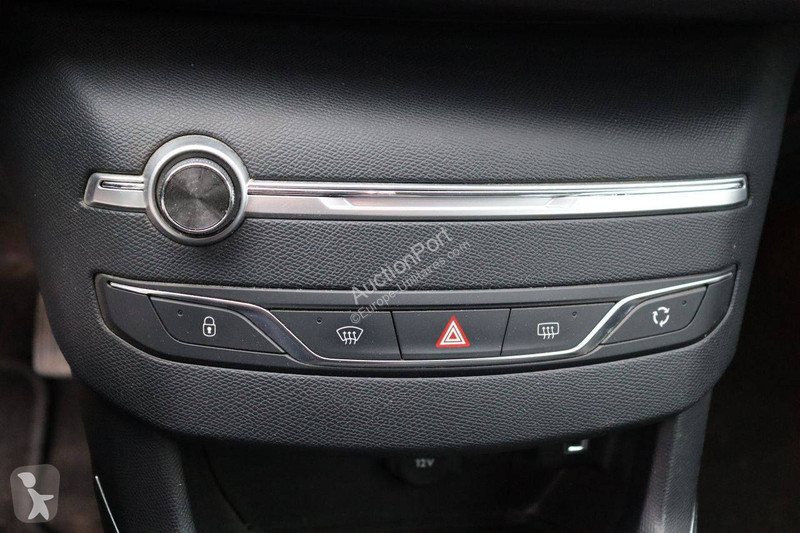Коммерческий автомобиль Peugeot