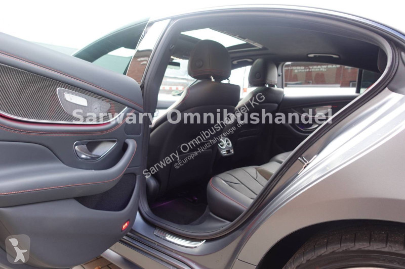 Autoutilitară Mercedes Limited Edition 1 of...
