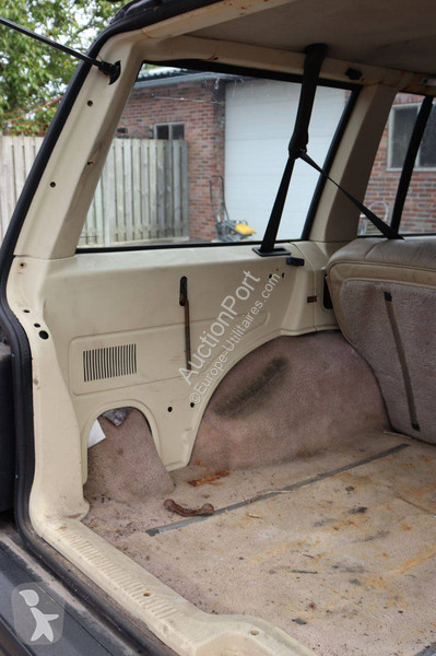 Véhicule utilitaire Jeep Limited