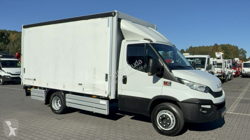 Iveco 70C18 V H van