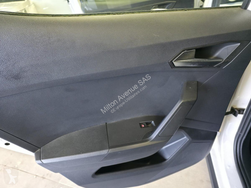 Véhicule utilitaire Seat ARONA 1.0 TGI - 90 Style