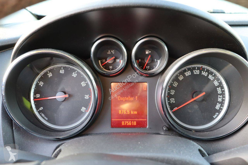 Véhicule utilitaire Opel