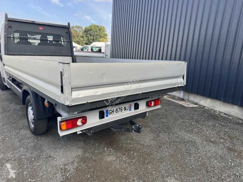 Citroën JUMPER 3T5 PLATEAU 4M20 2.2 HDI 140CH van