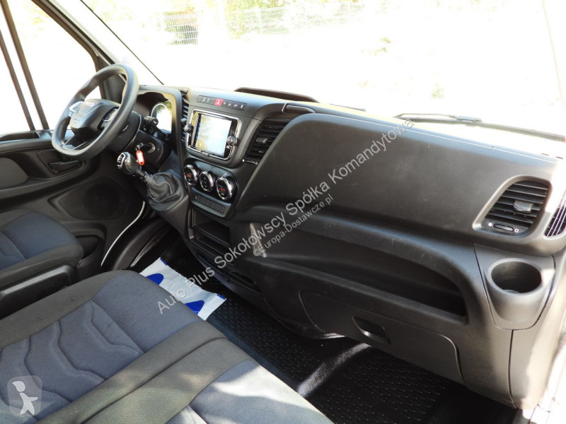 Iveco 35C16 DAILY van