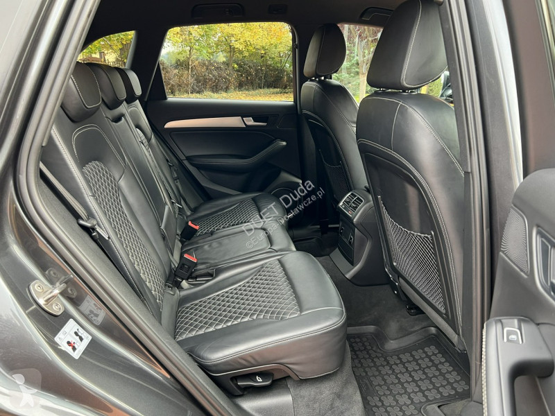 Véhicule utilitaire Audi SQ5