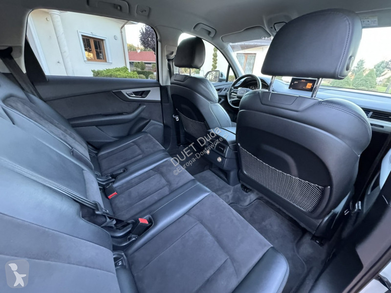 Véhicule utilitaire Audi Q7