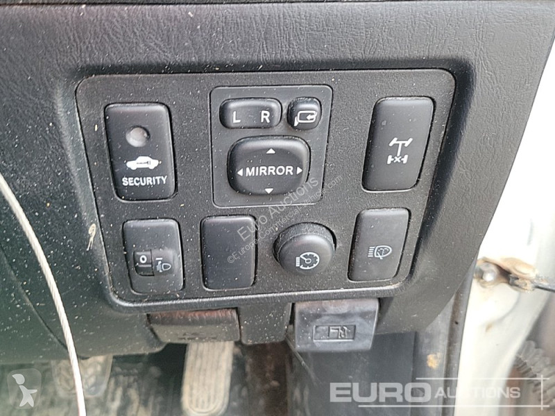 Furgoneta Toyota Hilux