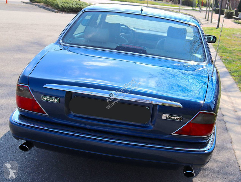 Véhicule utilitaire Jaguar Sovereign 4.0