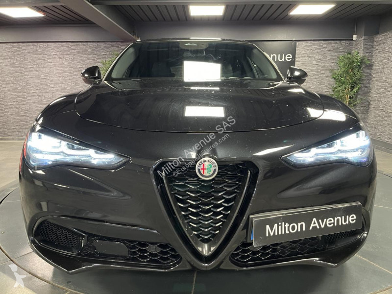 Samochód dostawczy Alfa-Roméo STELVIO 2.2 D -...