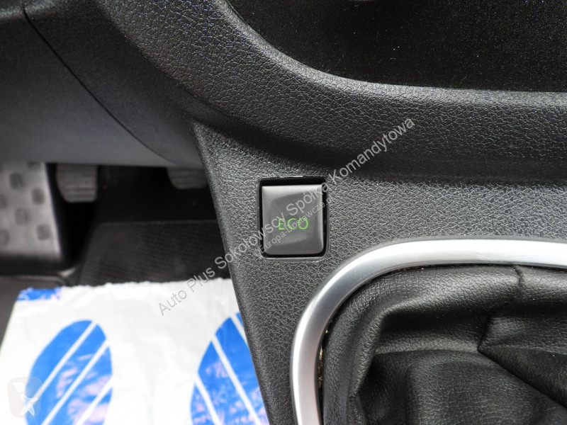 Véhicule utilitaire Renault  TRAFIC