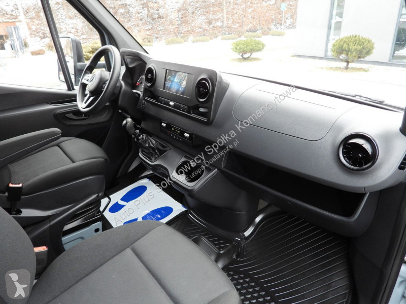 عربة نفعية Mercedes 23ASTER