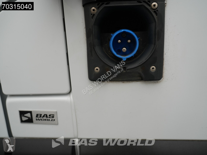 Furgoneta Renault Koelwagen L2H2 Thermo King...