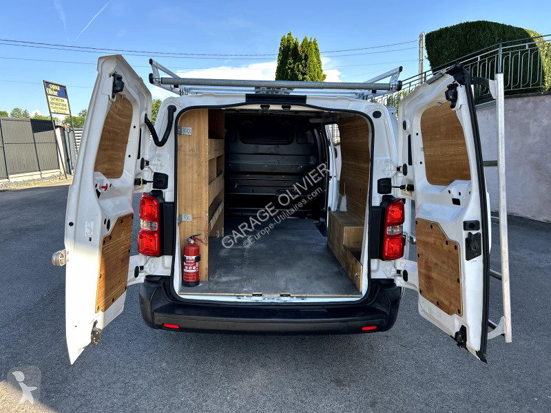 Véhicule utilitaire Peugeot Long 2.0 Bluehdi...