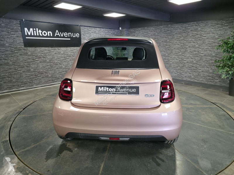عربة نفعية Fiat 500 Fiat Cabriolet Electrique...