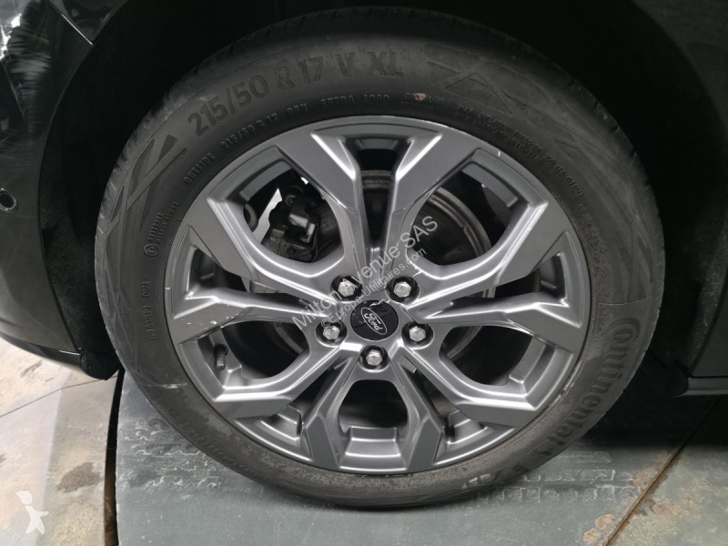 Véhicule utilitaire Ford FOCUS 1.0 EcoBoost...