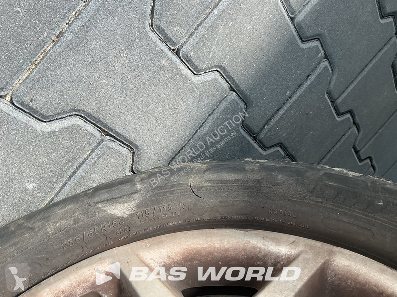 Bedrijfswagen Ford e 184pk E-
