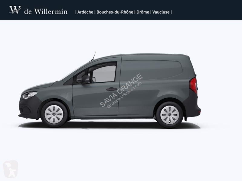 Véhicule utilitaire Mercedes 112 CDI Fourgon...