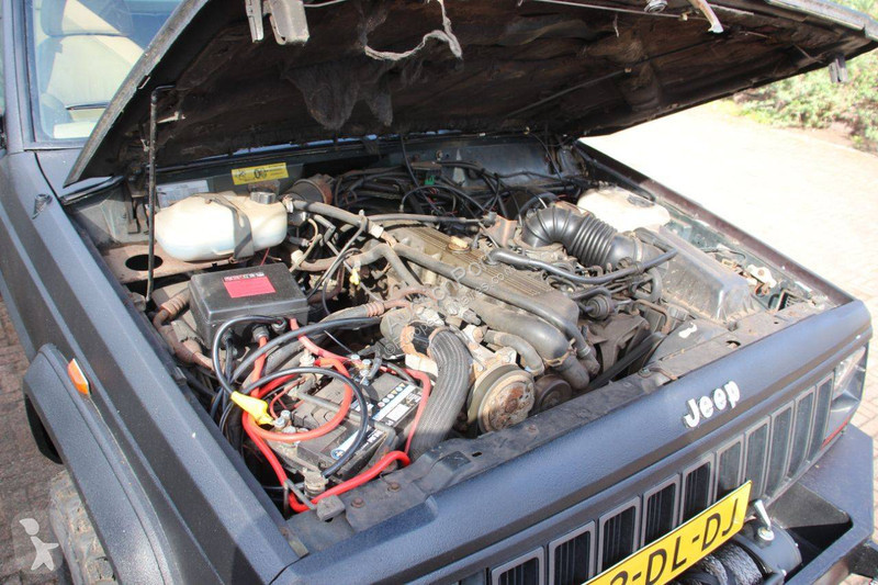 عربة نفعية Jeep Limited