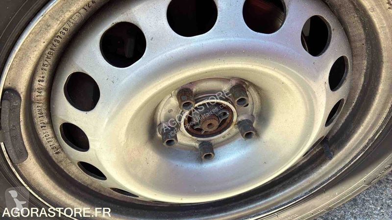 Véhicule utilitaire Peugeot EXPERT