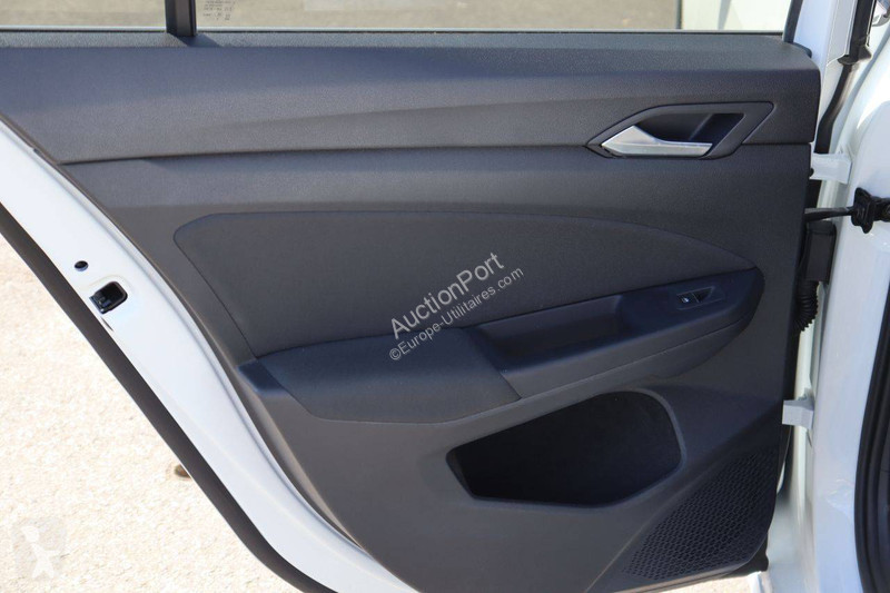 عربة نفعية Volkswagen VIII