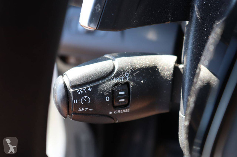 Véhicule utilitaire Peugeot