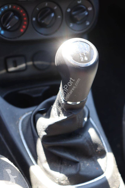 Samochód dostawczy Opel