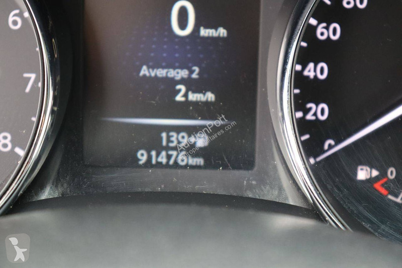 Véhicule utilitaire Nissan